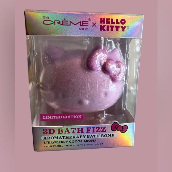 Hello Kitty 3D Aromatherapy Fizzy Bath Bomb- Strawberry Cocoa - Picture 1 of 5